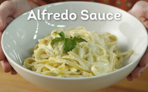 How to Make Olive Garden Alfredo Sauce